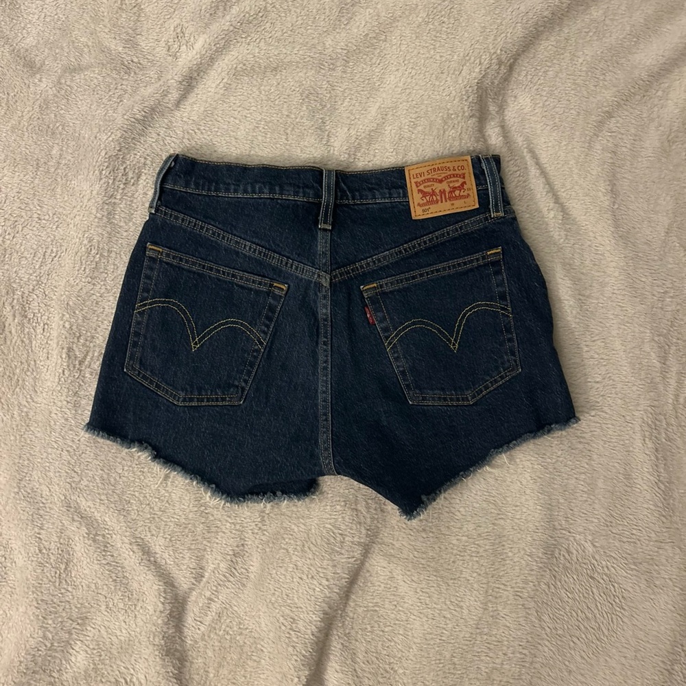High rise Levi 501 shorts - Dark washed